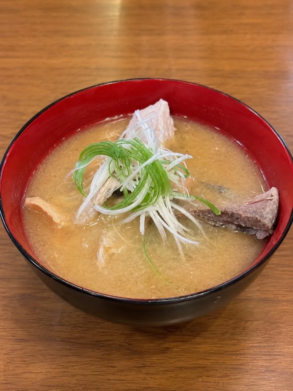 貝だくさんアラ汁の写真